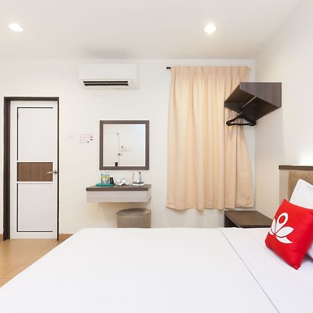 Zen Rooms Pertam Jaya Malacca Eksteriør bilde